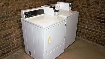 Quality Inn & Suites Near White Sands National Park