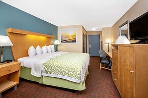 Days Inn by Wyndham Woodland