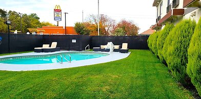 Days Inn by Wyndham Woodland