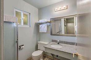 Econo Lodge Inn Suites Yreka