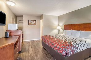 Econo Lodge Inn Suites Yreka