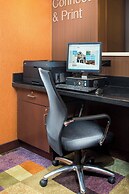 Fairfield Inn & Suites Peru