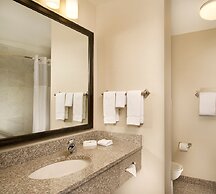Drury Plaza Hotel Mt. Vernon