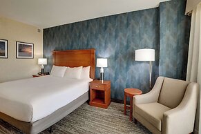 Drury Plaza Hotel Mt. Vernon