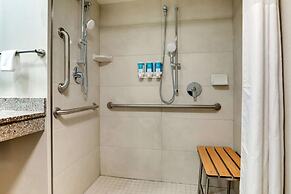Drury Inn & Suites Marion