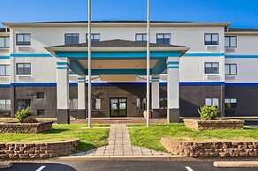 Days Inn by Wyndham Collinsville/St. Louis
