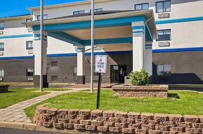 Days Inn by Wyndham Collinsville/St. Louis