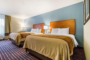 Comfort Inn Alton near I-255