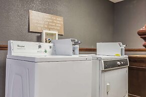 Comfort Inn Alton near I-255