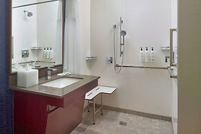 Fairfield Inn & Suites by Marriott Frederick