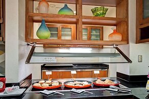 Hyatt Place Baltimore/BWI Airport