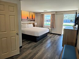 Days Inn & Suites by Wyndham Port Huron