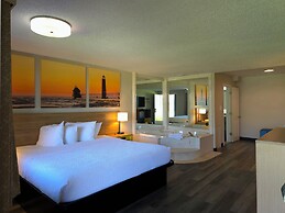 Days Inn & Suites by Wyndham Port Huron