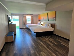 Days Inn & Suites by Wyndham Port Huron