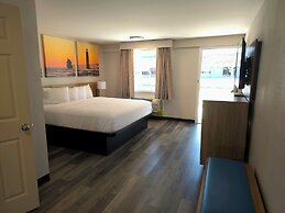 Days Inn & Suites by Wyndham Port Huron