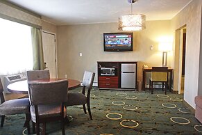 Gateway Inn And Suites