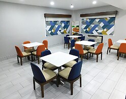 Quality Inn Pontiac