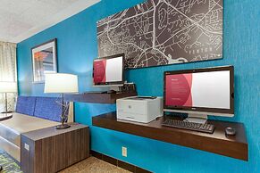 Heritage Inn & Suites St. Louis/Fenton, Trademark by Wyndham