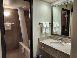 Heritage Inn & Suites St. Louis/Fenton, Trademark by Wyndham