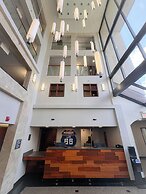 Heritage Inn & Suites St. Louis/Fenton, Trademark by Wyndham