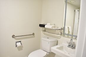 Clarion Pointe Vidalia - Lyons West