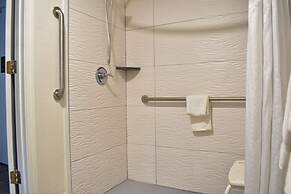 Clarion Pointe Vidalia - Lyons West