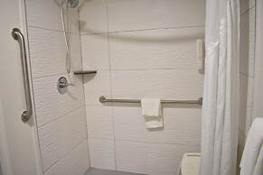 Clarion Pointe Vidalia - Lyons West