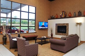 Rodeway Inn & Suites