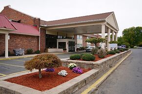 Rodeway Inn & Suites