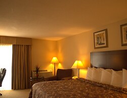 Rodeway Inn & Suites