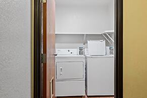 Super 8 by Wyndham Santa Rosa