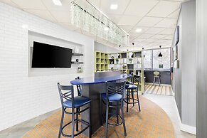 Holiday Inn Express Atlanta Galleria - Ballpark Area by IHG