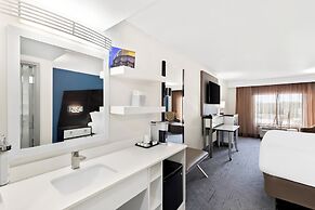 Holiday Inn Express Atlanta Galleria - Ballpark Area by IHG