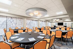 Holiday Inn Express Atlanta Galleria - Ballpark Area by IHG