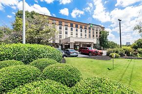 Holiday Inn Express Atlanta Galleria - Ballpark Area by IHG