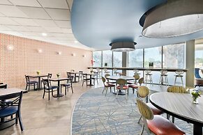 Holiday Inn Express Atlanta Galleria - Ballpark Area by IHG