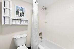 Holiday Inn Express Atlanta Galleria - Ballpark Area by IHG