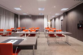 Lindner Hotel Frankfurt Hochst, part of JdV by Hyatt