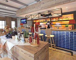 Lindner Hotel Frankfurt Hochst, part of JdV by Hyatt