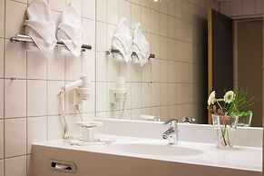 Lindner Hotel Frankfurt Hochst, part of JdV by Hyatt