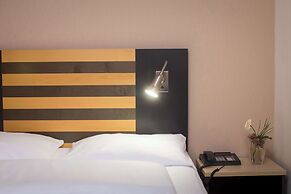 Lindner Hotel Frankfurt Hochst, part of JdV by Hyatt