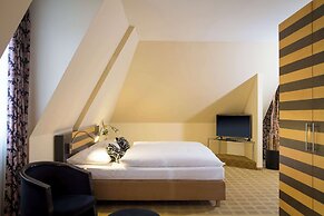 Lindner Hotel Frankfurt Hochst, part of JdV by Hyatt