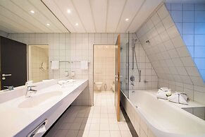 Lindner Hotel Frankfurt Hochst, part of JdV by Hyatt