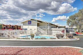 Motel 6 Santa Fe