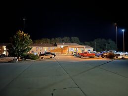 Days Inn by Wyndham Boonville