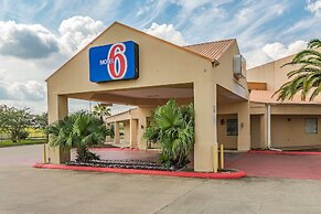 Motel 6 Lake Charles, LA