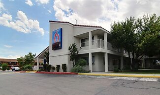 Motel 6 Albuquerque, NM - Coors Road