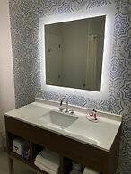 Days Inn & Suites by Wyndham Peachtree Corners/Norcross