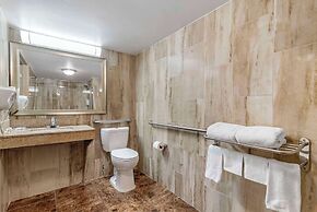 Quality Inn & Suites Morrow Atlanta South