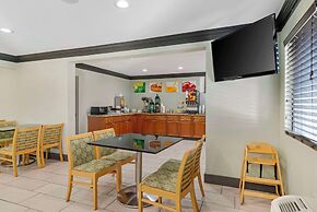 Quality Inn & Suites Morrow Atlanta South